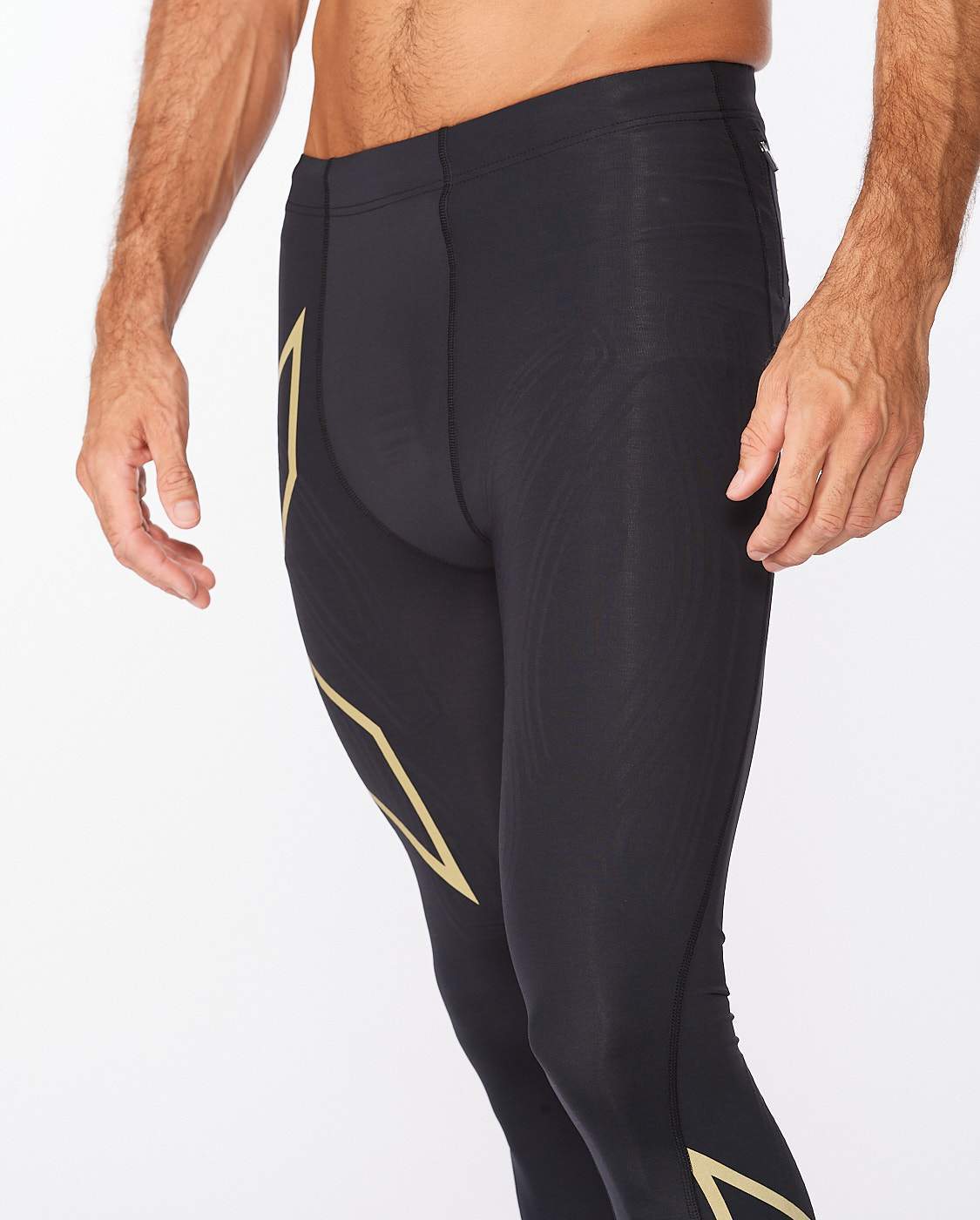 2XU Men's Light Speed Compression Tight Black/Gold Reflective MA5305B